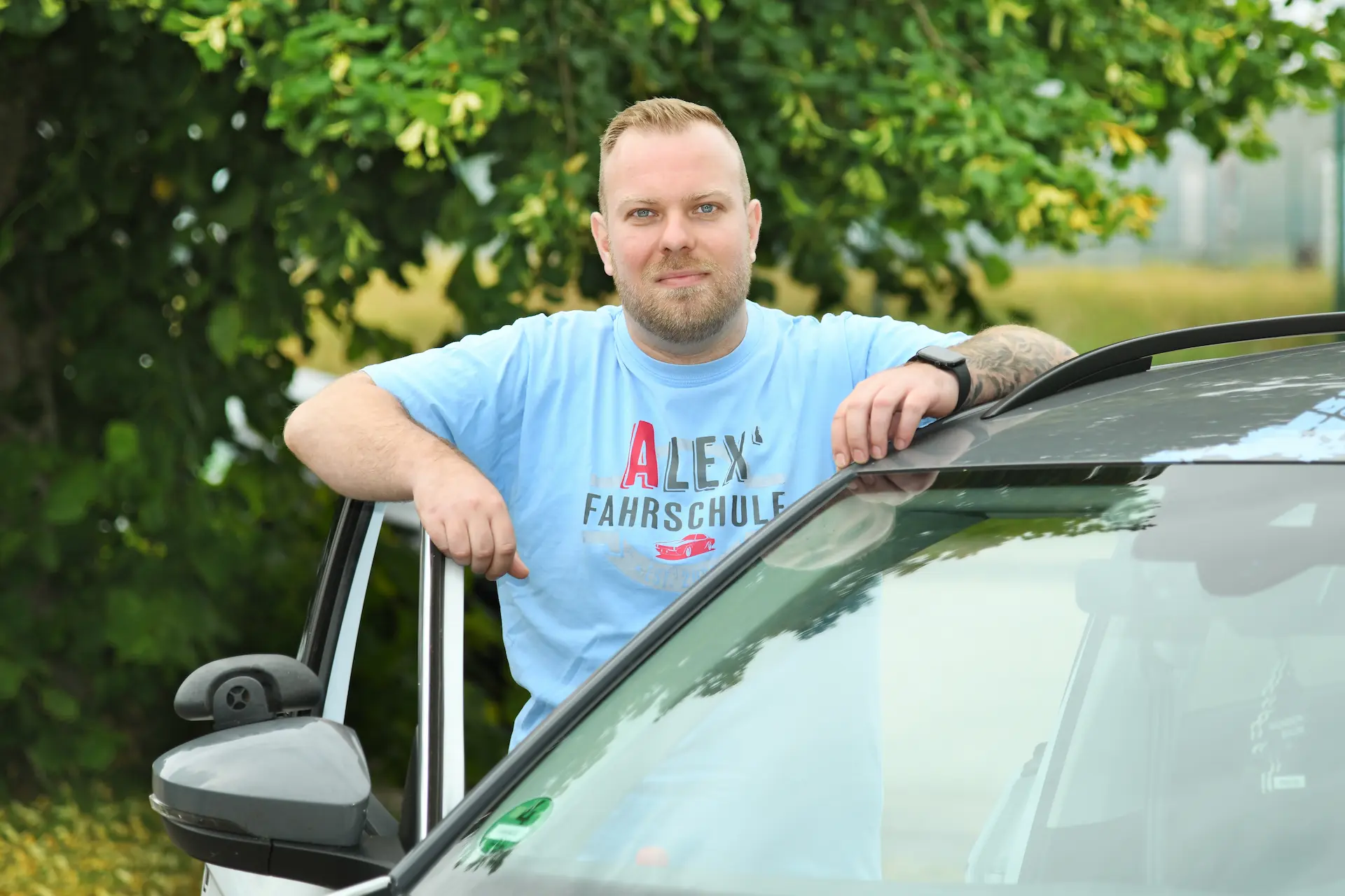 Porträt von Philip Strasche, Alex' Fahrschule